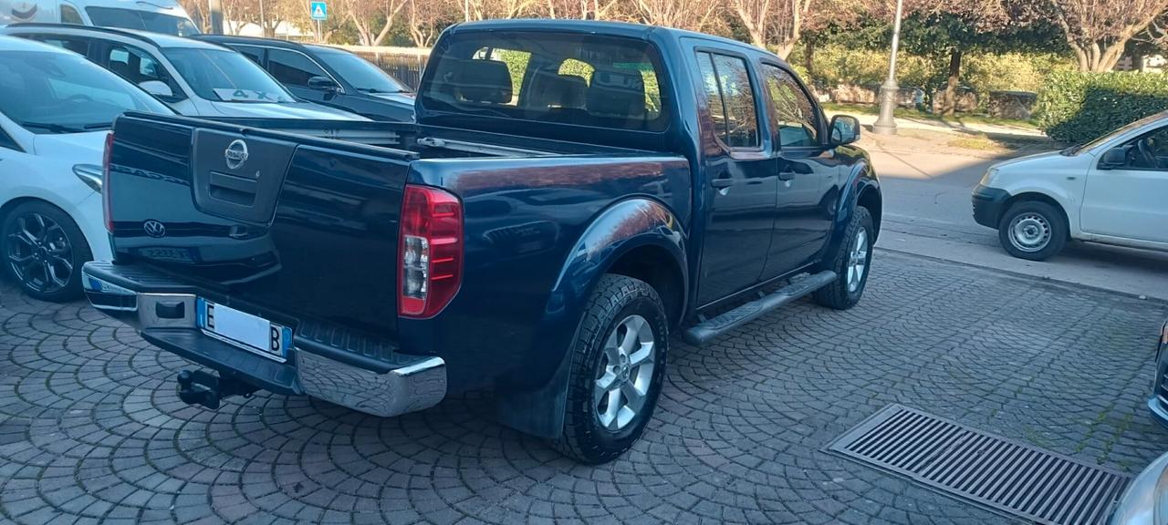 Nissan Navara 2.5 dCi 190CV 4 porte Double Cab LE