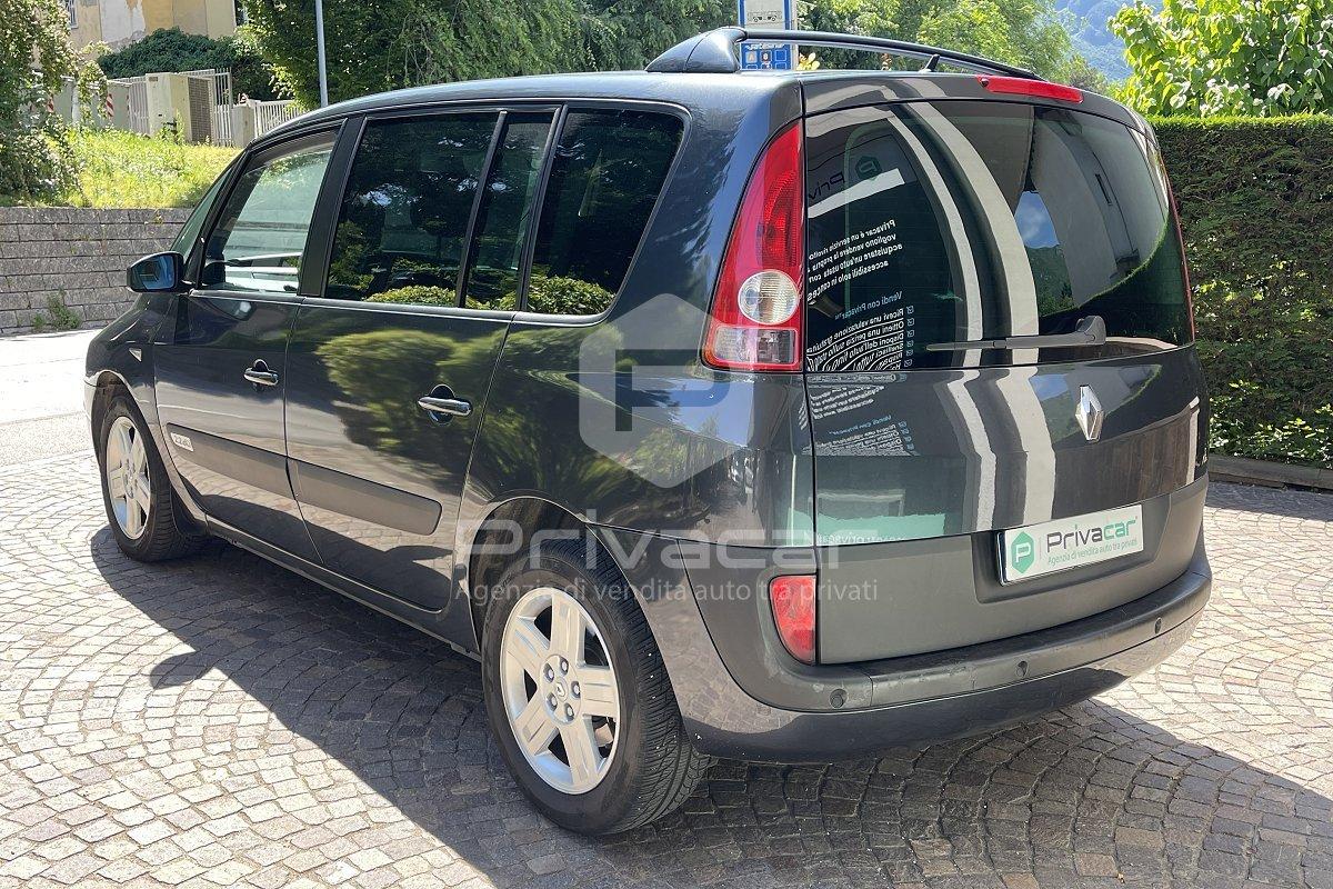 RENAULT Espace 2.2 16V dCi Privilège