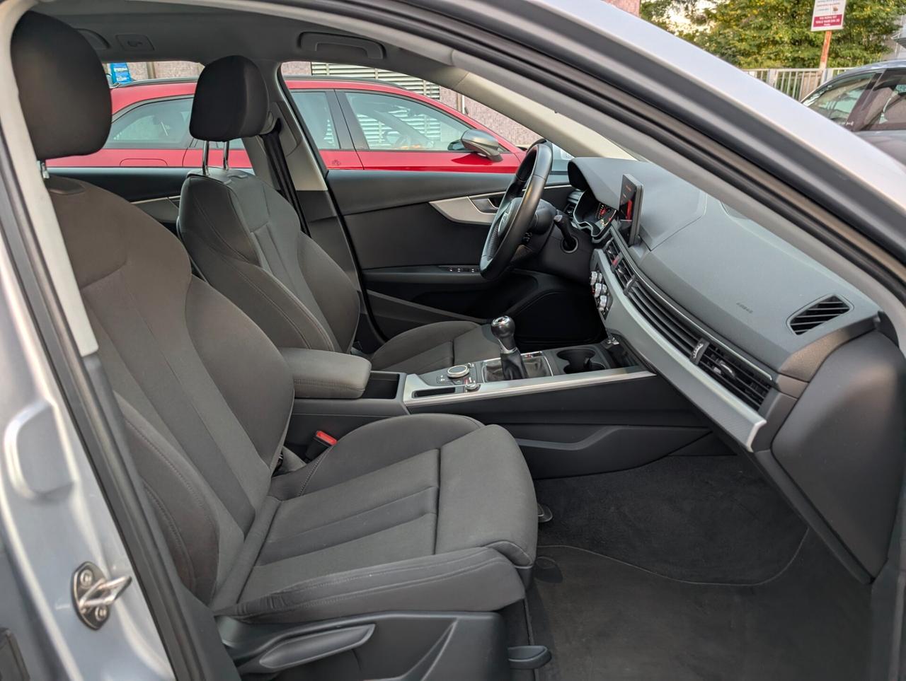 Audi A4 Avant 2.0 TDI 150 CV Sport solo km 103000