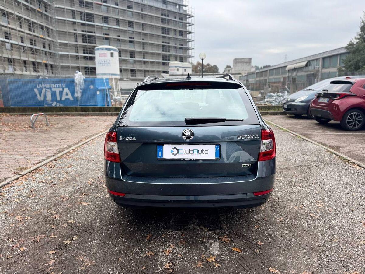 Skoda Octavia Wagon 1.5 g-tec Executive 130cv dsg