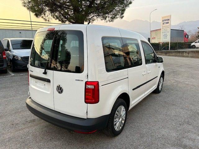 VOLKSWAGEN Caddy 1.4 TGI DSG Life 5 posti