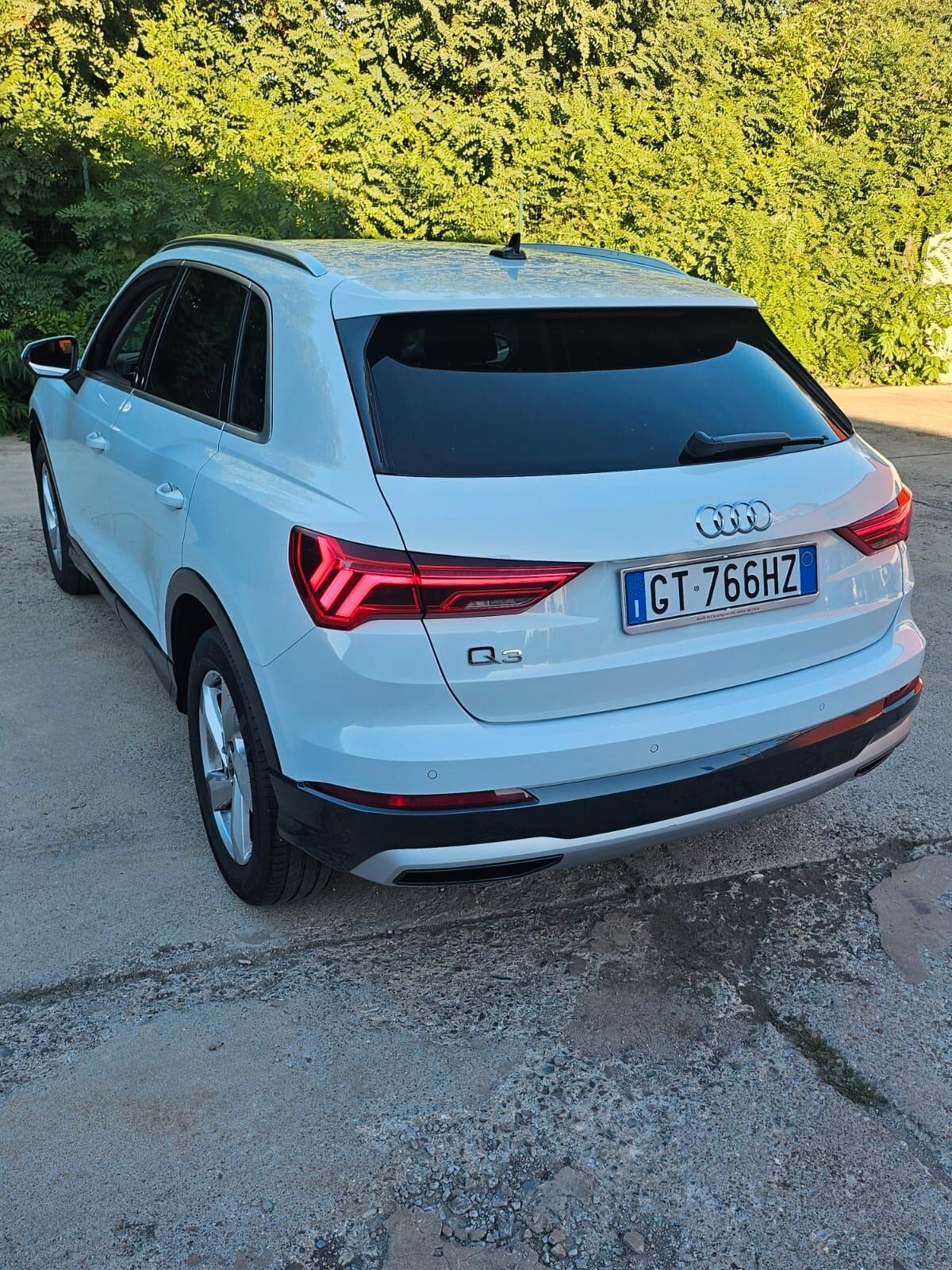 Audi Q3 35 TFSI S tronic Business Advanced