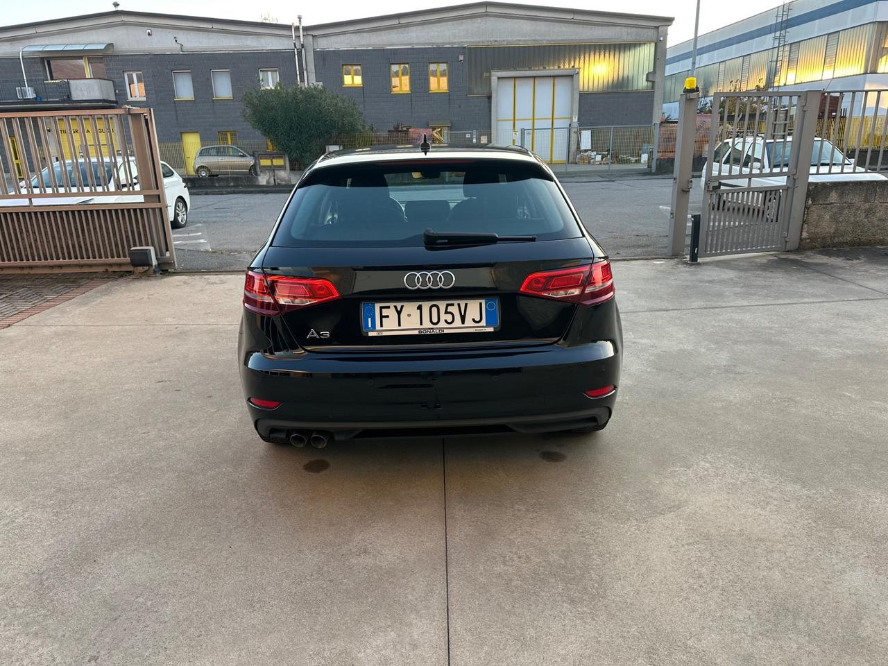 Audi A3 SPB 35 TDI S tronic Business