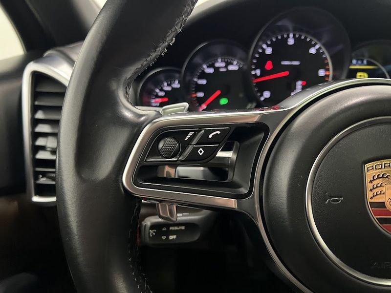 Porsche Cayenne Diesel Platinum Edition 262 CV