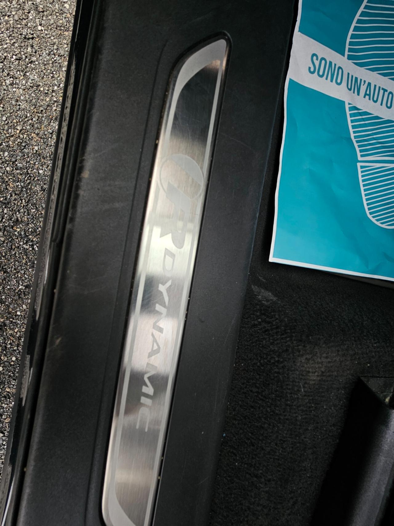 Range Velar 3.0D l6 300 CV R-Dynamic HSE STRAFULL