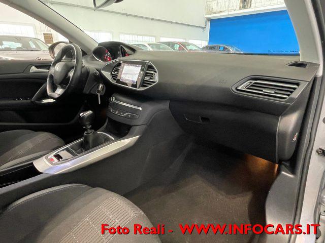PEUGEOT 308 PureTech Turbo 130 S&S Allure Promo