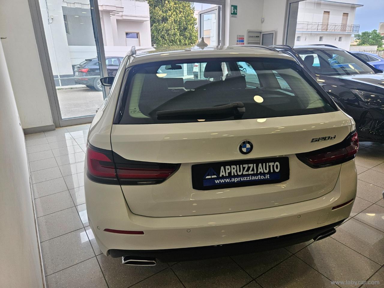 BMW 520d 48V Touring Business