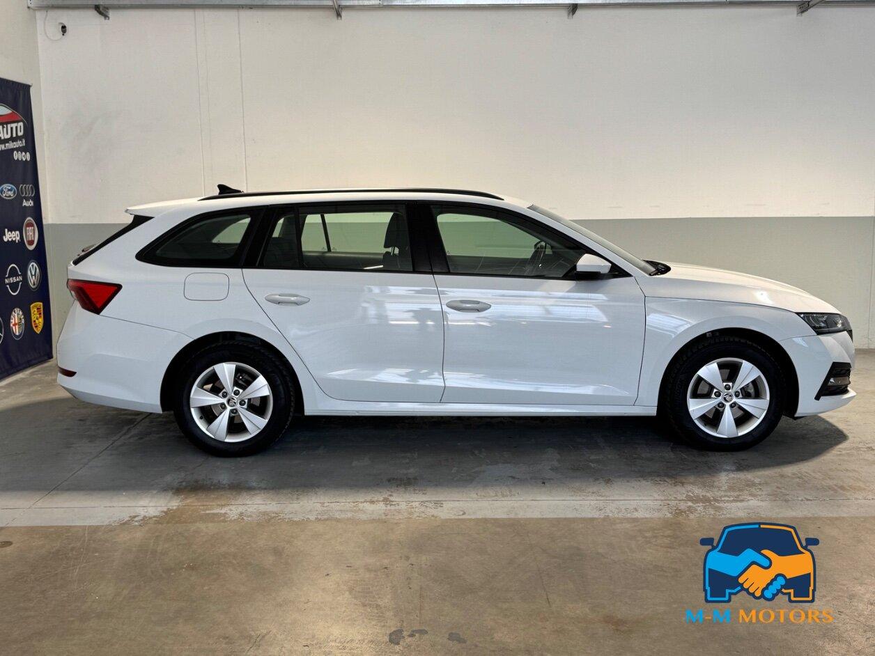 Skoda Octavia Wagon 2.0 tdi evo Executive 115cv UNICOPRO TAGLIANDI SKODA