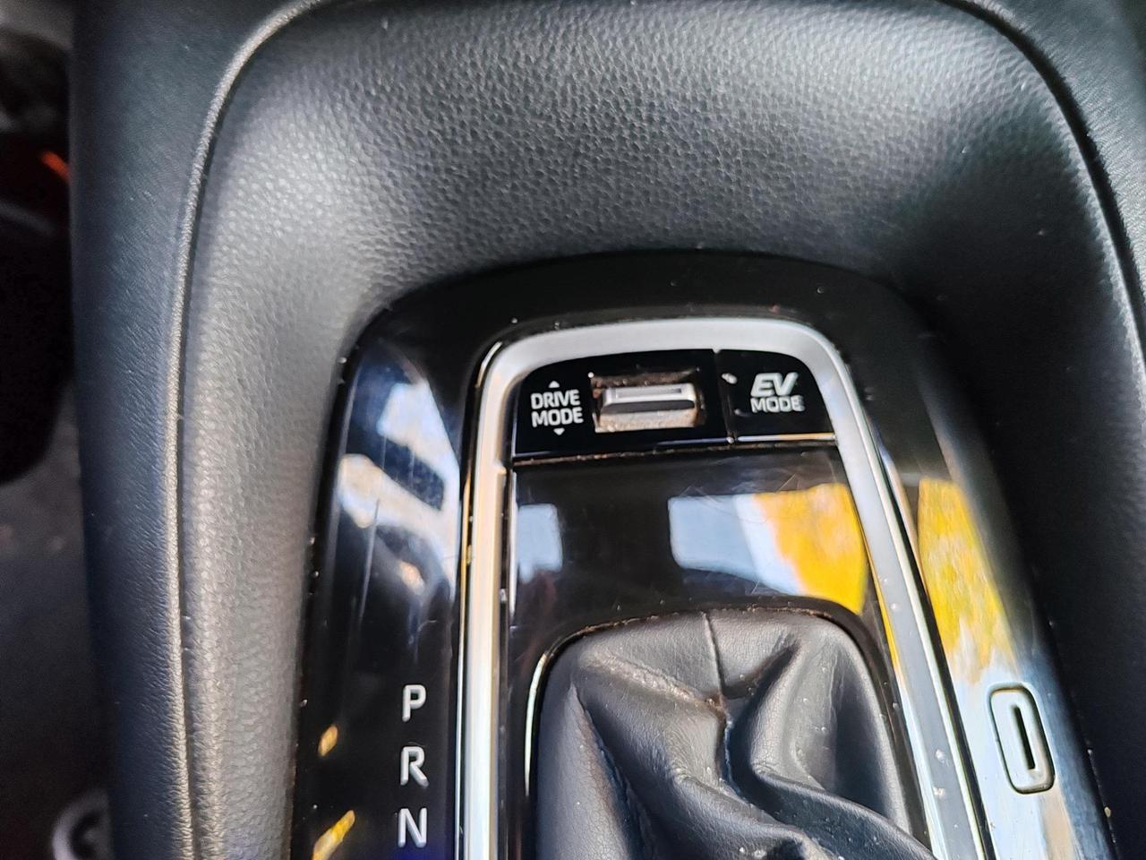 Toyota Corolla 1.8h Active cvt TUTTI TAGLIANDI TOYOTA