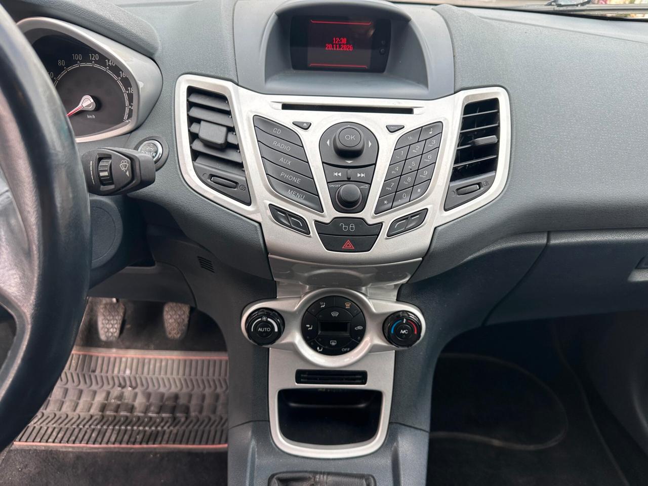 Ford Fiesta 1.4 TDCi 5p. Titanium