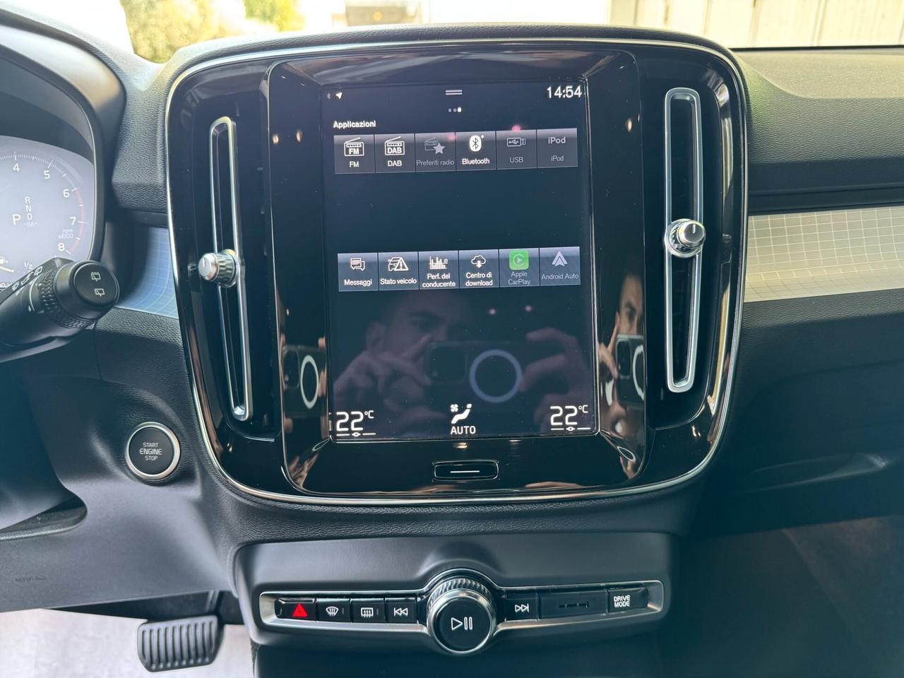 Volvo XC40 1.5 T2 Core GEARTRONIC UNIPROPR GARAN24