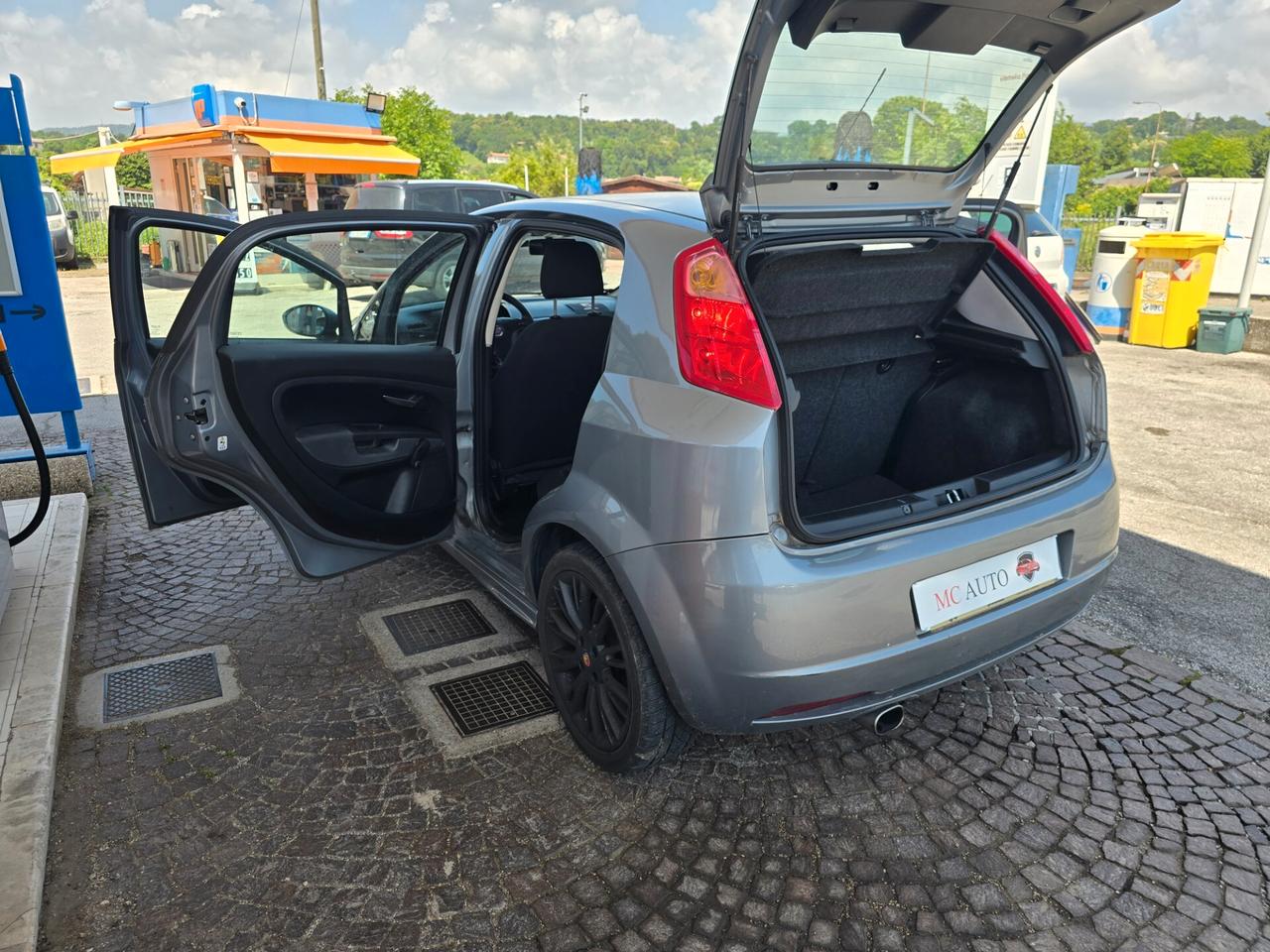 Fiat Grande Punto 1.4 T-jet Sport con 238.000km