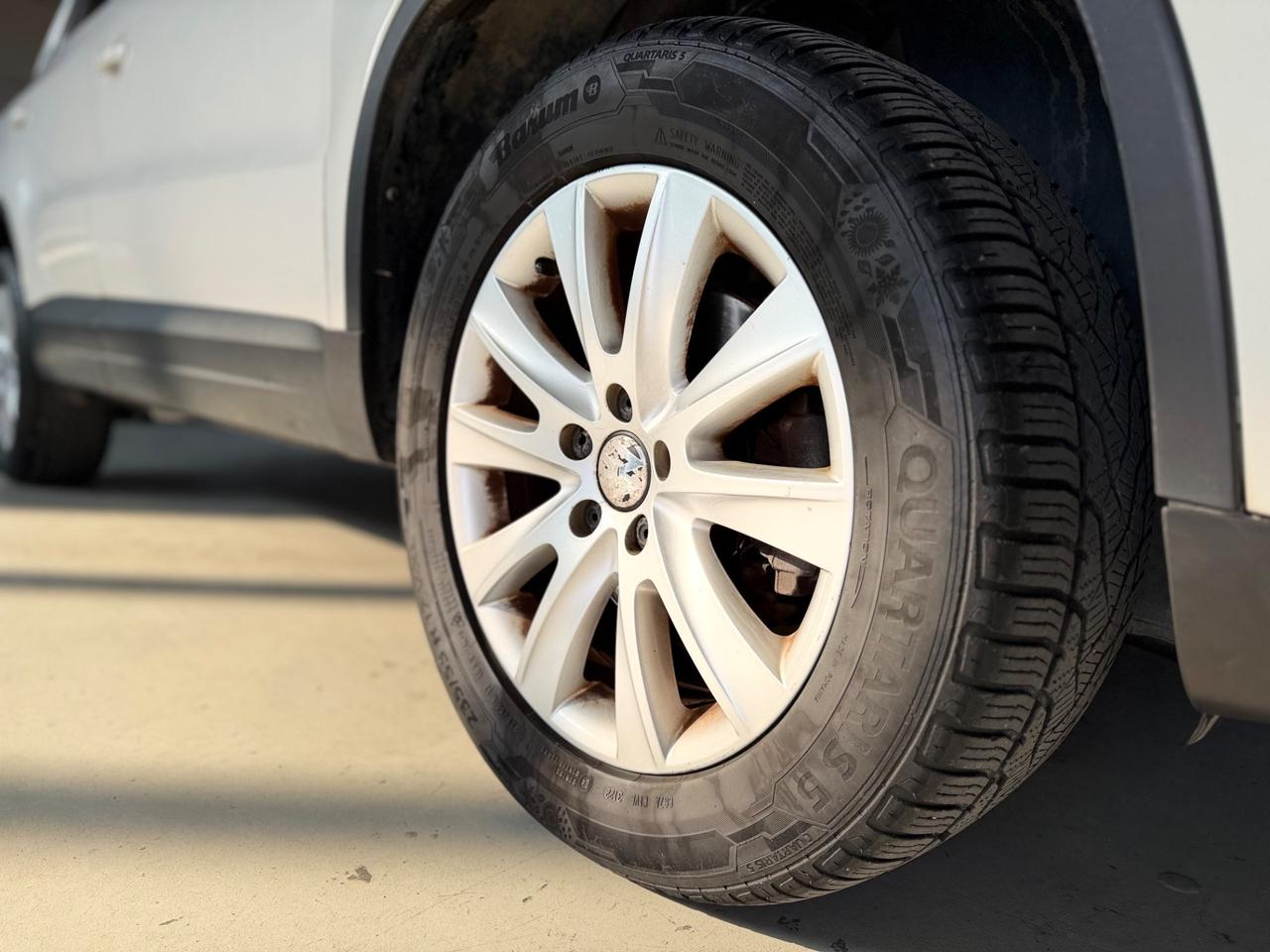 Volkswagen Tiguan 2.0 16V TDI DPF Sport & Style 4x4 NEOPATENTATI