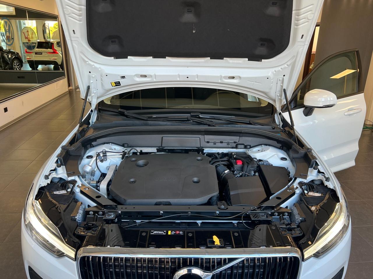 Volvo XC 60 B4 (d) Geartronic Momentum