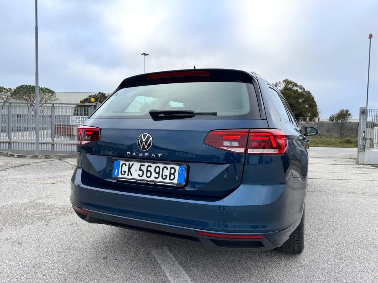 VOLKSWAGEN PASSAT 2.0 Tdi EVO Dsg-Virtual Led Navi