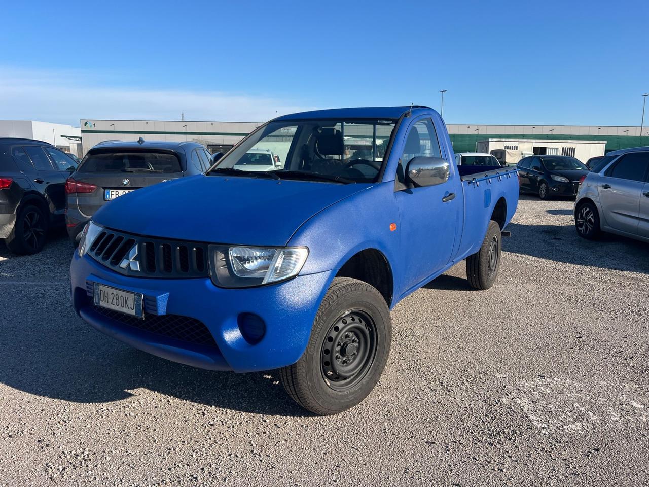 Mitsubishi PICK UP L200 DI D invite Club cab 4 WD