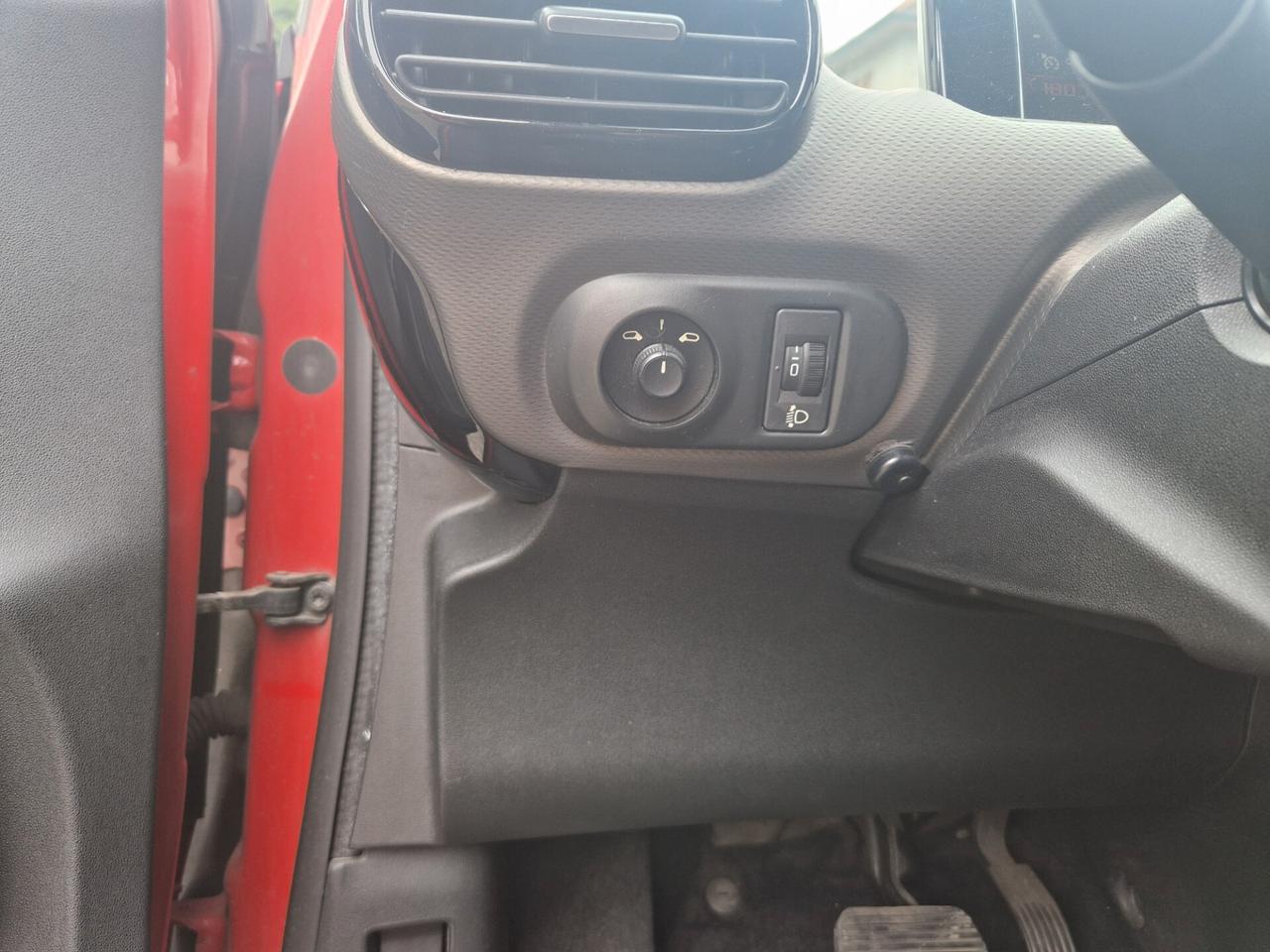 Citroen C4 Cactus AUTOMATICA 1.6 92CV Euro5b, Full Optional