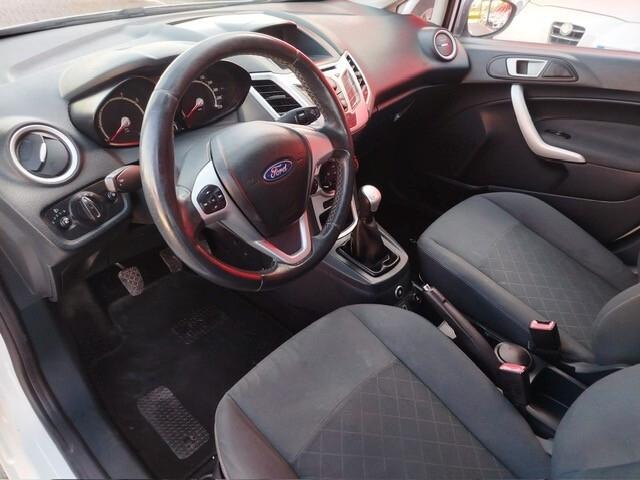 Ford Fiesta 1.4 BENZ/ GPL DI SERIE