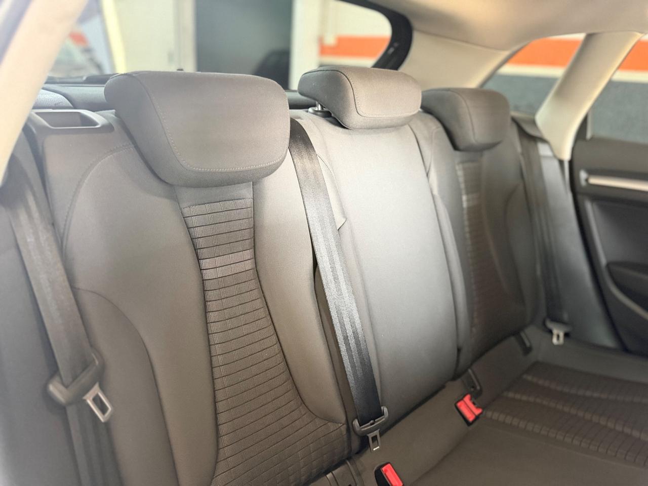 Audi A3 1.6 TDI S tronic Ambition NEOPATENTATI