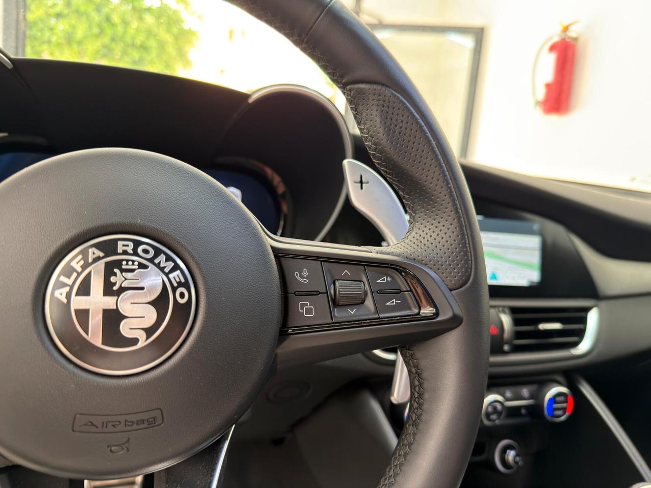 Alfa Romeo Giulia 2.2 Turbodiesel 210 CV AT8 AWD Q4 Veloce