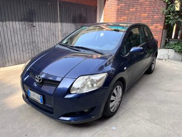 TOYOTA Auris 1.4 D-4D 3 porte Sol