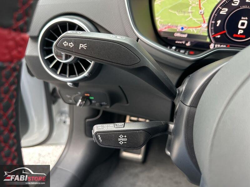 Audi TT 40 TFSI S-Tronic S-Line Competition Plus - Matrix, 20", Camera, CarPlay ecc