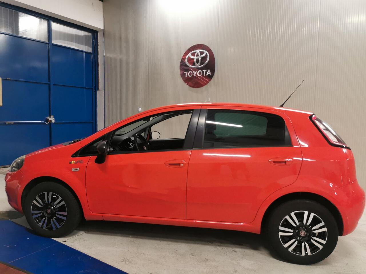 Fiat Punto 1.4 GPL Young NEOPATENTATI GARANZIA 12 MESI