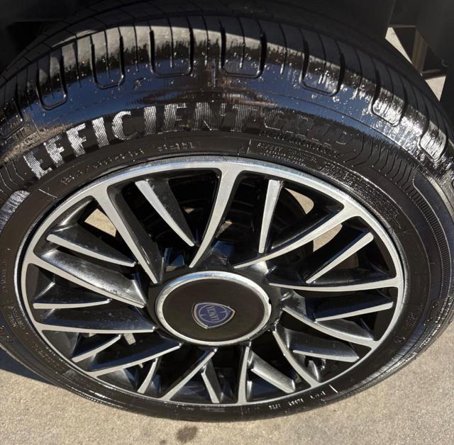LANCIA Ypsilon 1.0 FireFly 5 porte S&S Hybrid Gold