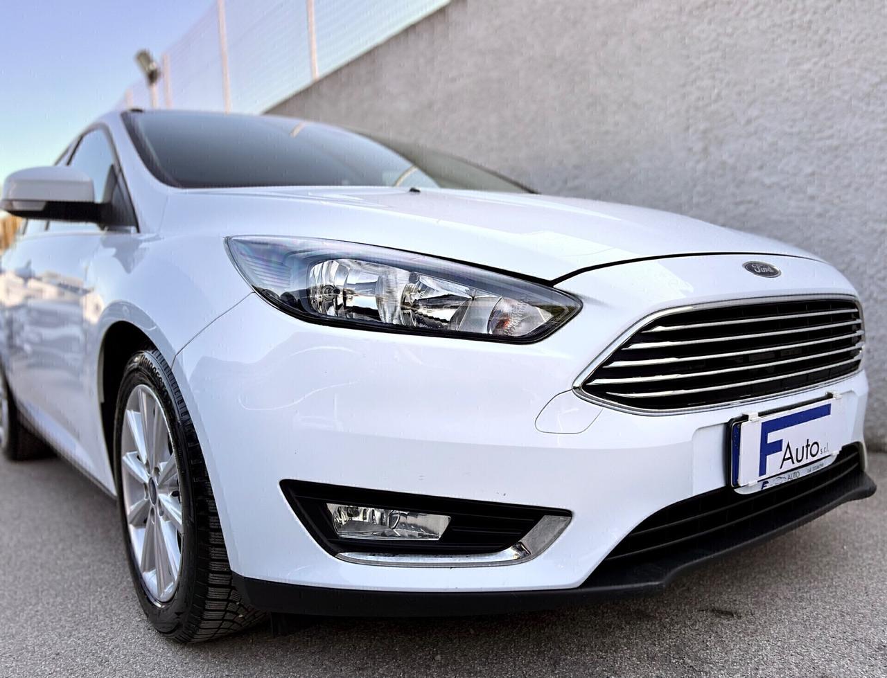 Ford Focus 1.5 TDCi 120 CV Start&Stop Powershift Business