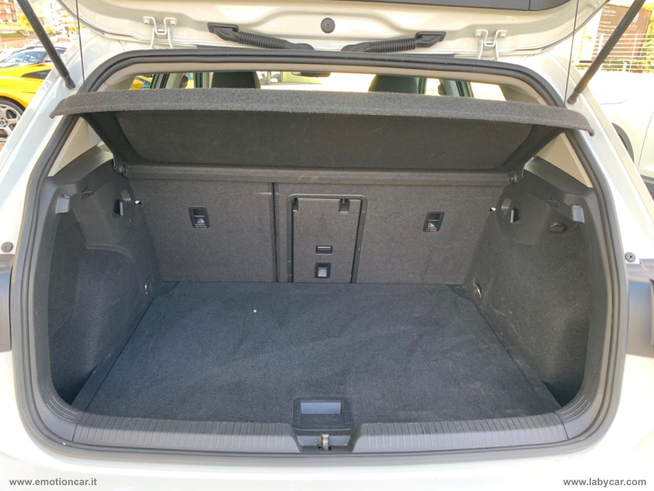 VOLKSWAGEN Golf 2.0 TDI SCR Style - 2020