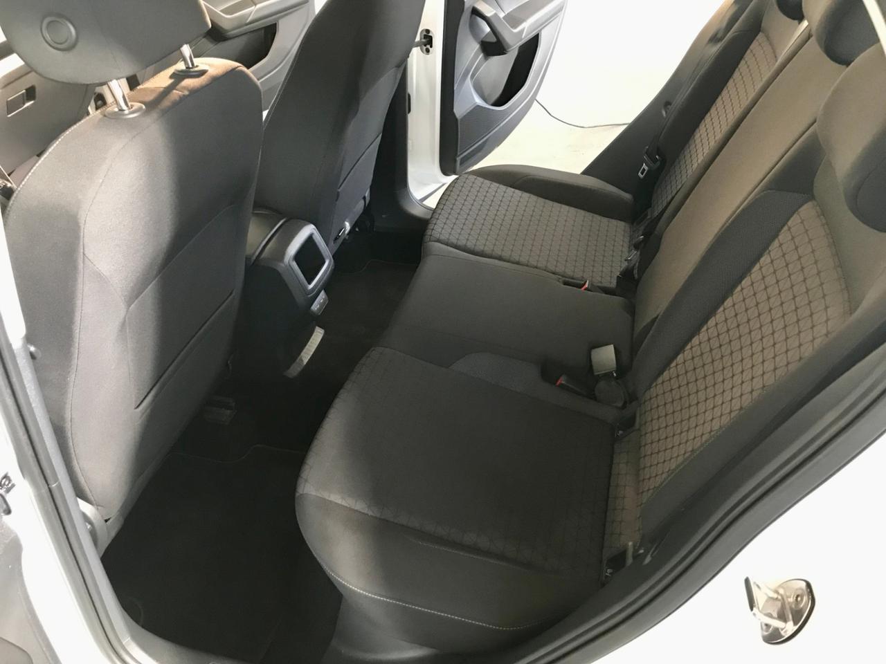 Volkswagen T-Cross 1.0 tsi R-LINE 95cv