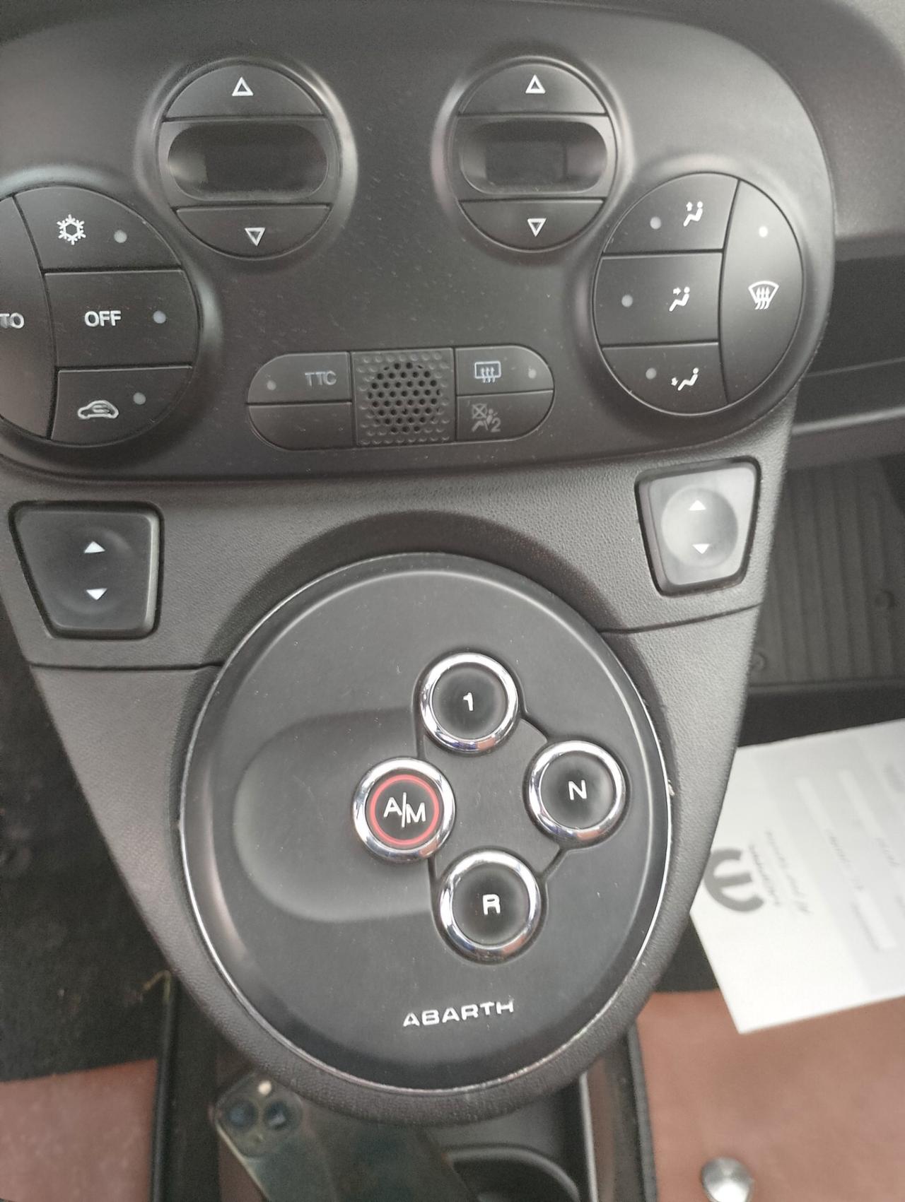 Abarth 595 C 1.4 Turbo T-Jet 180 CV Competizione