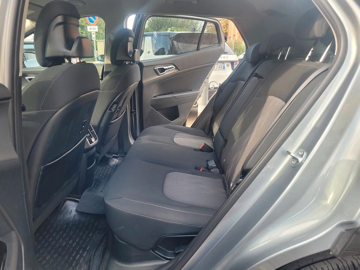 Kia Sportage 1.6 TGDi HEV AT Style