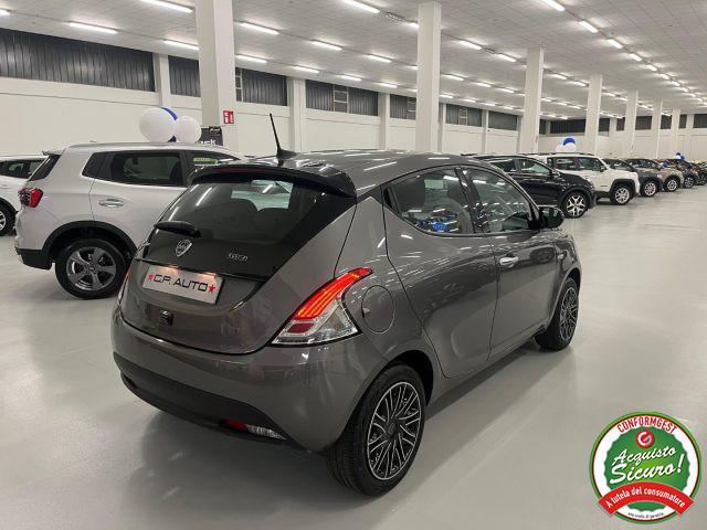 LANCIA Ypsilon 1.0 FireFly 5 porte S&S Hybrid Gold