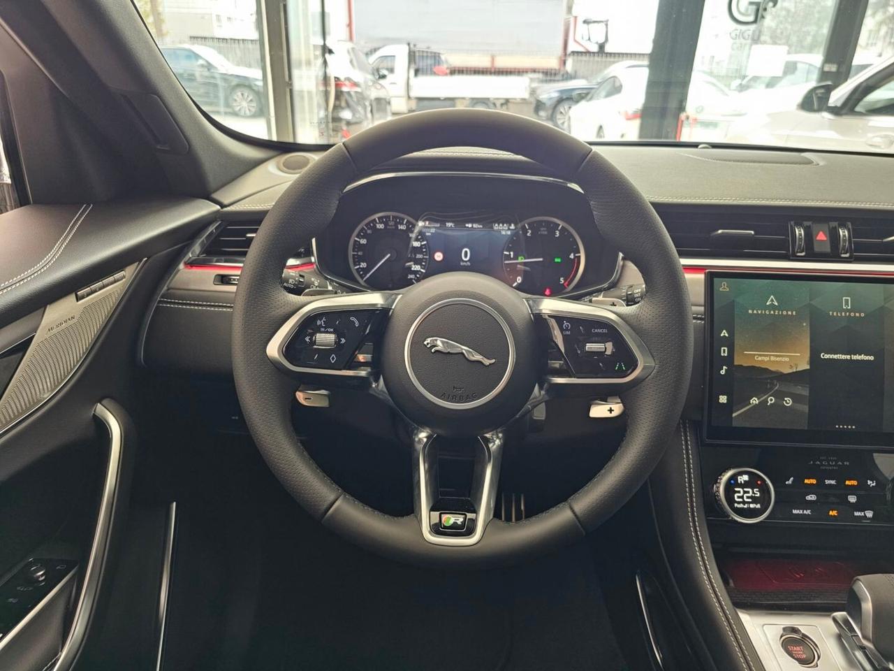 Jaguar F-Pace 2.0 D 204 CV AWD aut. R-Dynamic SE