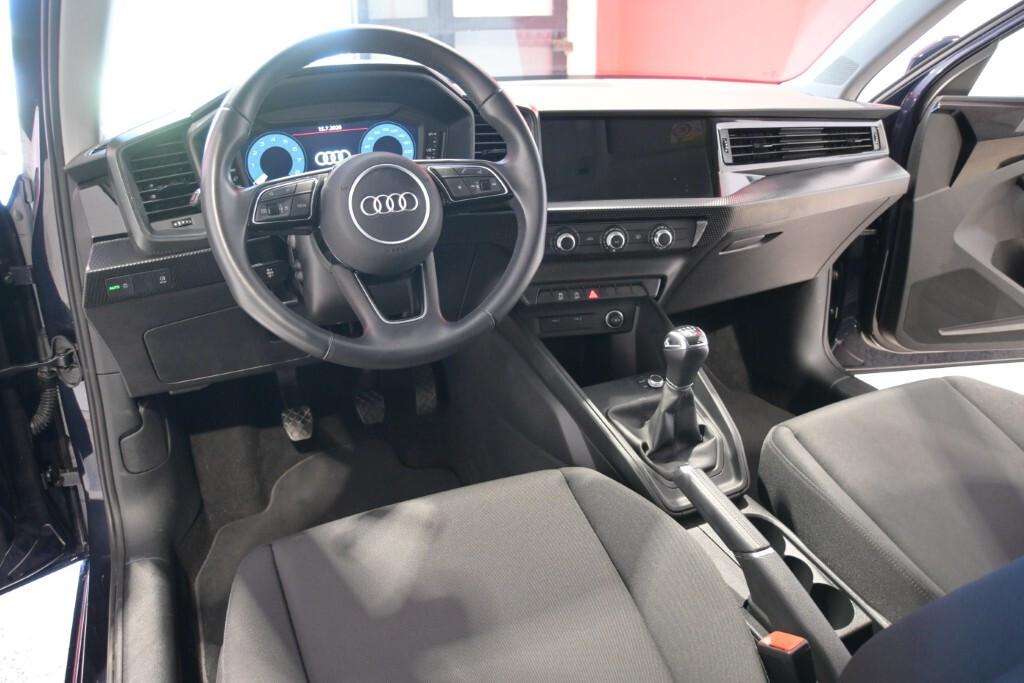 AUDI A1 SBK 95CV ATTRACTION *2022