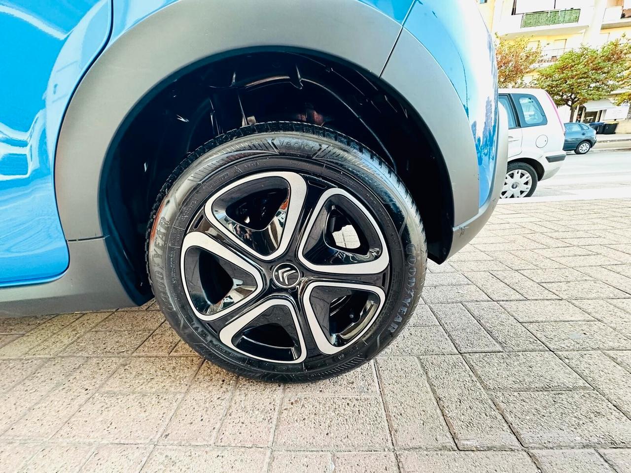 Citroen C3 BlueHDi 75cv- "PARI AL NUOVO"