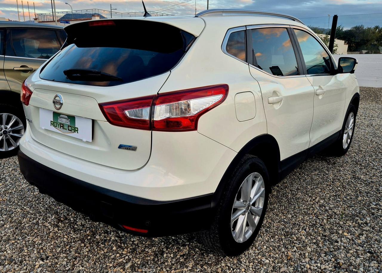 Nissan Qashqai 1.5 dCi Tekna Tetto panoramico 4 telecamere 360°