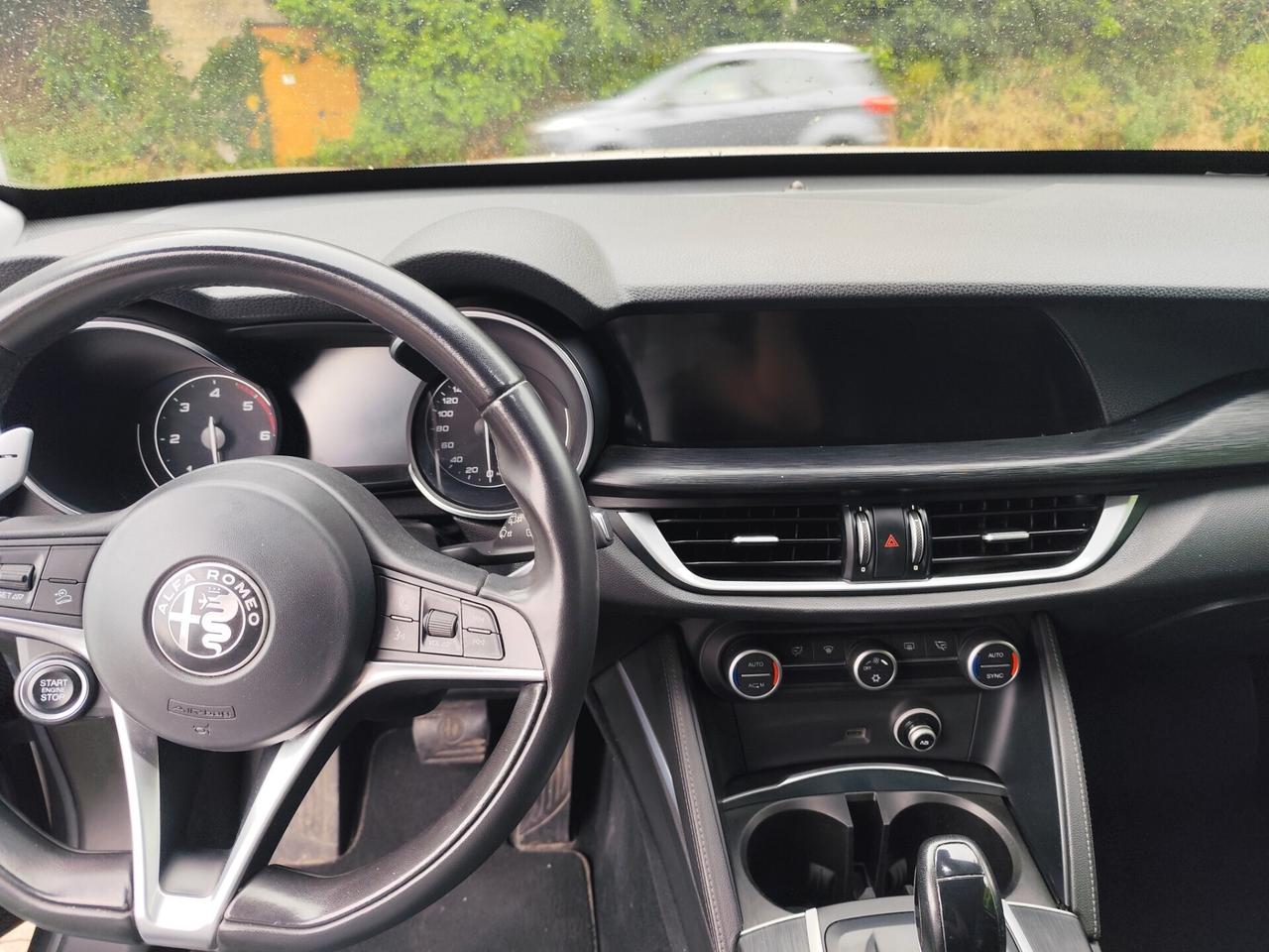 Alfa Romeo Stelvio 2.2 Turbodiesel 180 CV AT8 RWD Executive