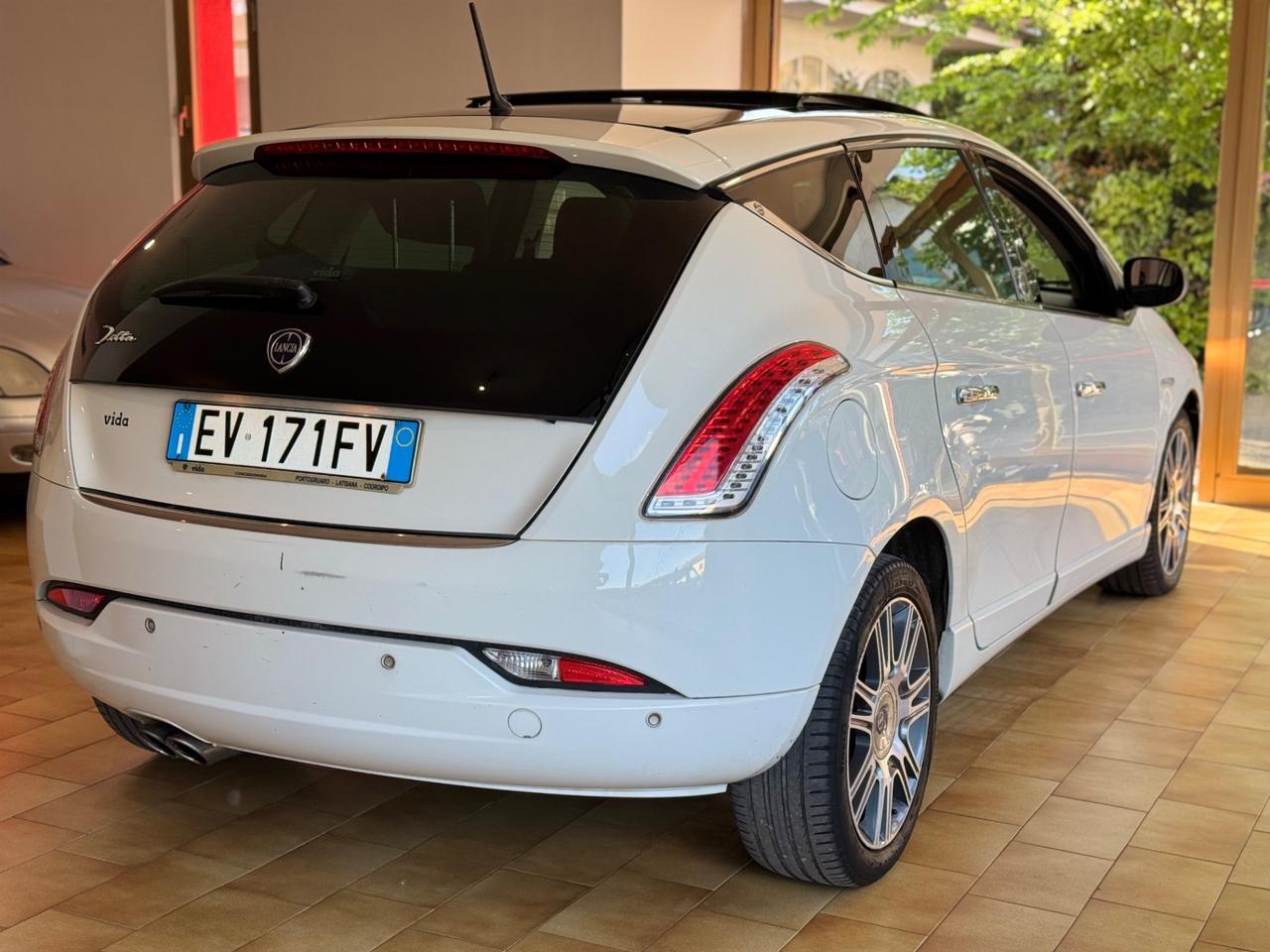 Lancia Delta 1.4 T-Jet 120 CV Iron Ecochic GPL