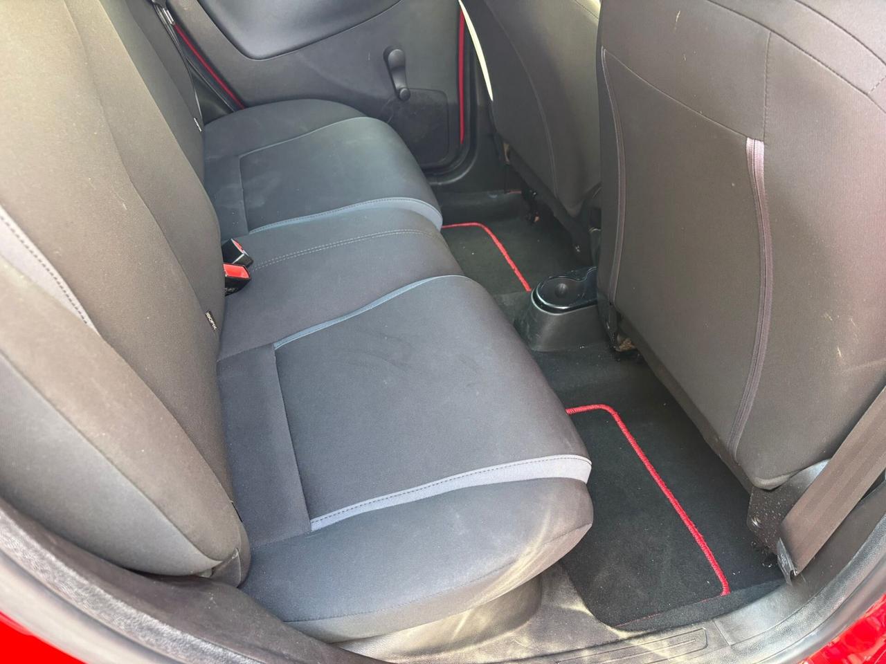 Lancia Ypsilon 0.9 TwinAir 85 CV 5 porte Metano Ecochic Platinum