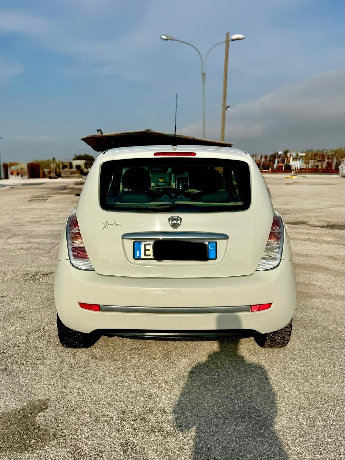 Ypsilon Restayling ecochic 1.4 Benzina GPL neopatentati