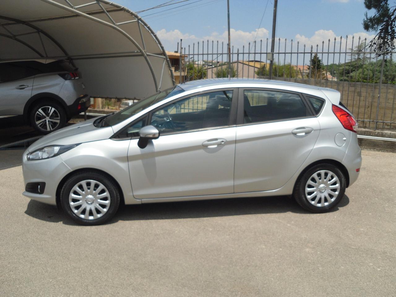 Ford Fiesta 1.5 TDCi 75CV Business