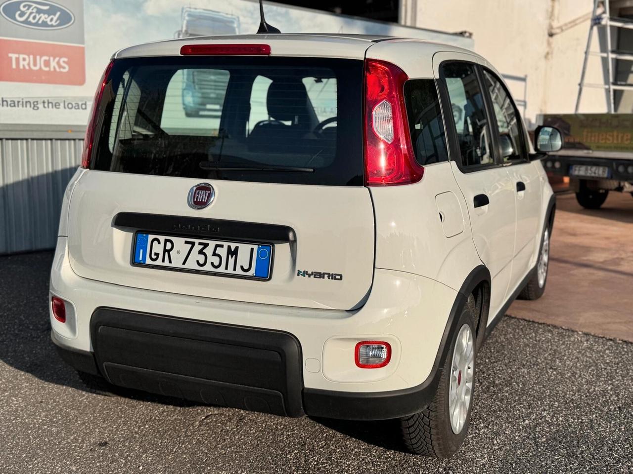 Fiat Panda 1.0 FireFly hybrid 1.0 S&S - 4000 KM