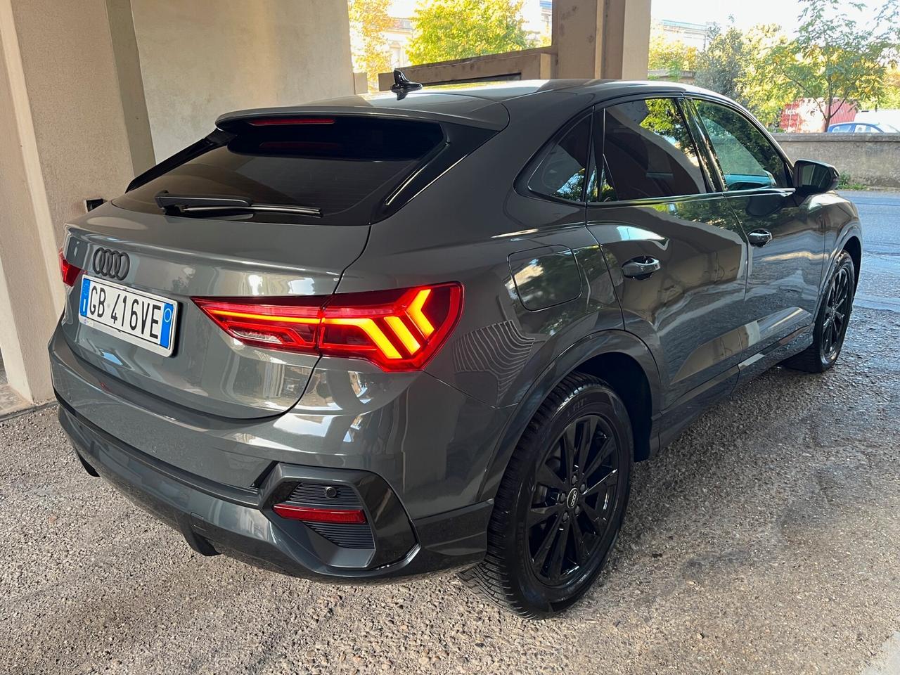 Audi Q3 SPB 35 TDI S tronic Business Plus