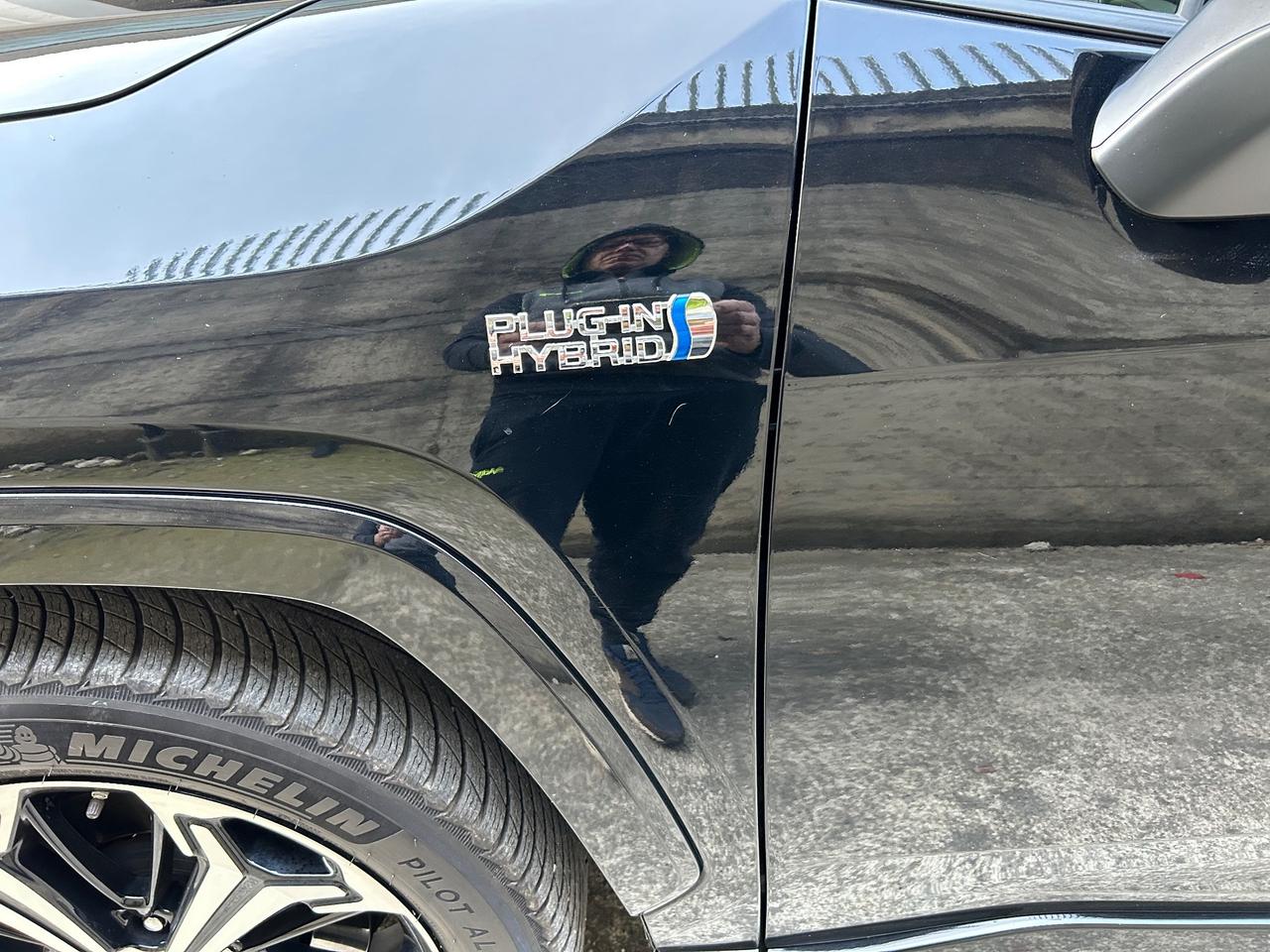 Suzuki Across 2.5 Plug-in Hybrid E-CVT 4WD Top