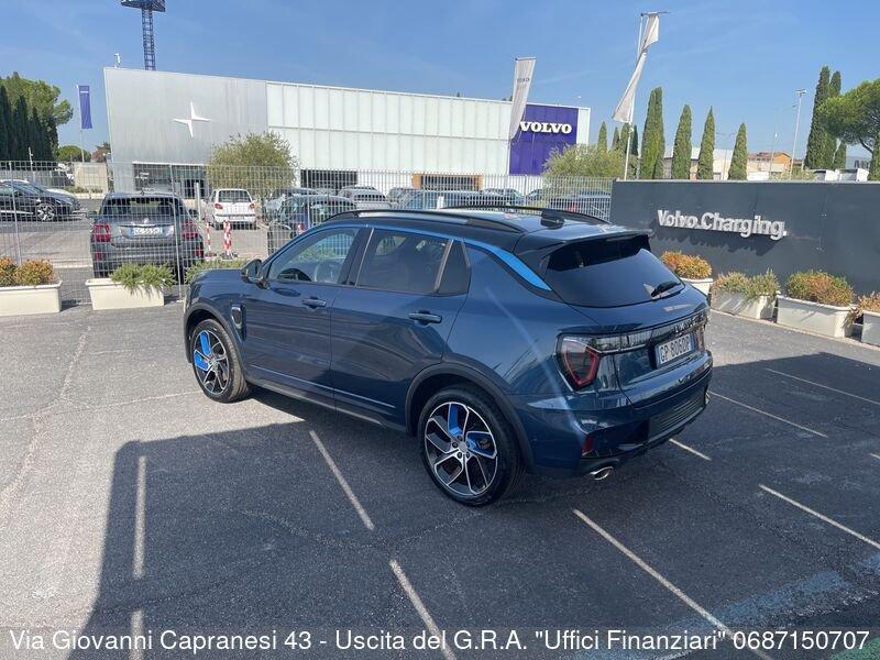 Lynk & Co 01 01 PHEV