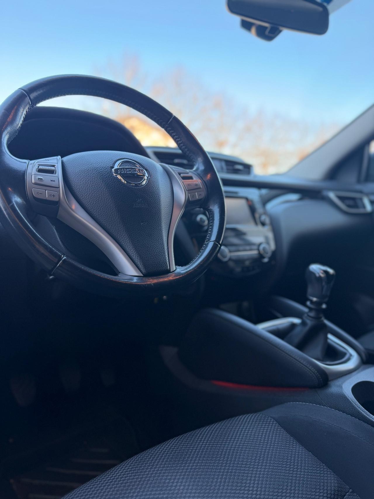 Nissan Qashqai 1.6 dCi 4WD Black Edition