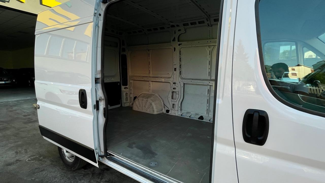 FIAT DUCATO 2.2 MJT PM-TM 140CV - TELECAMERA POSTERIORE, CARPLAY, NEOPATENTATI