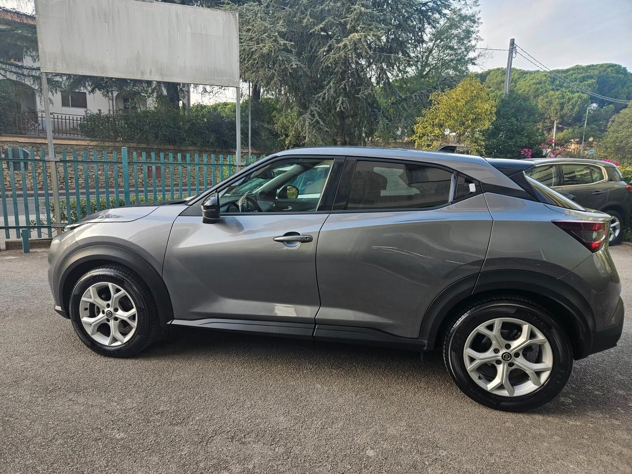 Nissan Juke 1.0 DIG-T 114 CV N-Connecta